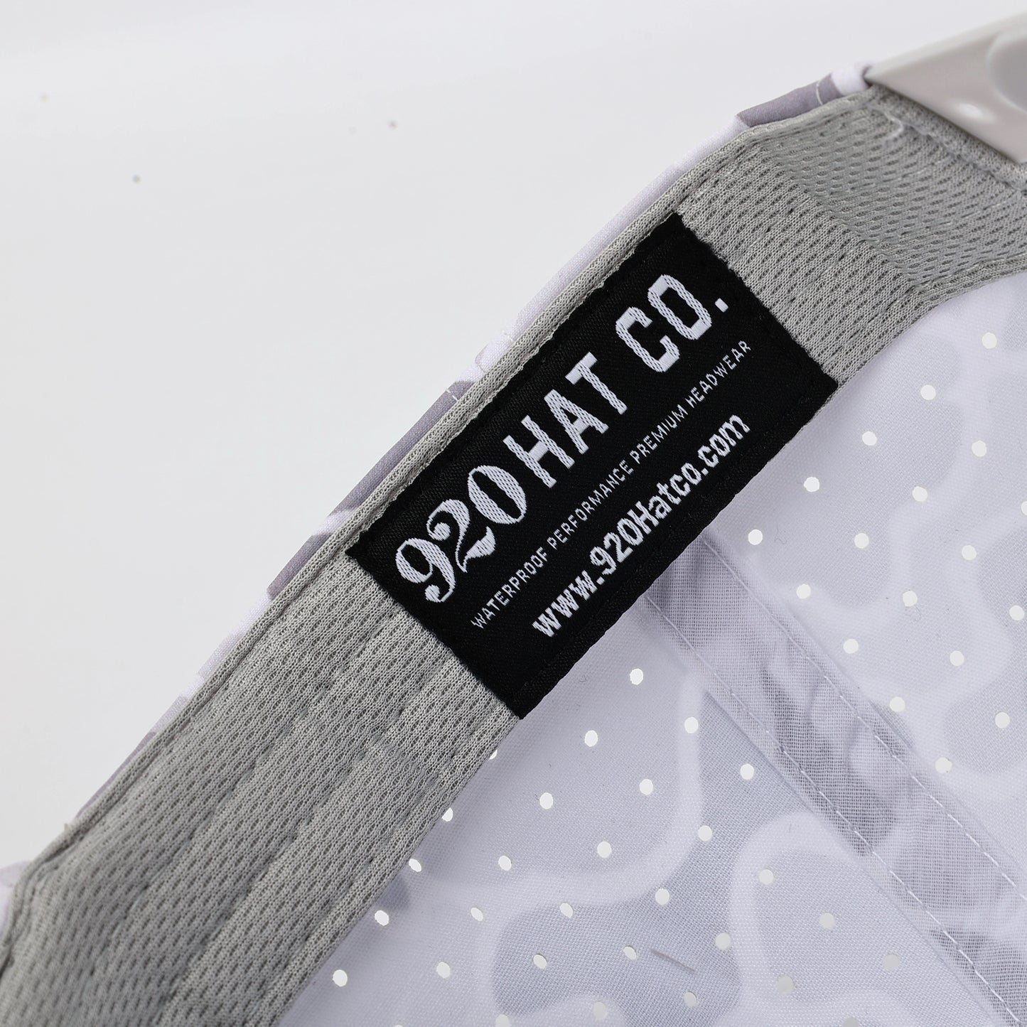 Blank 920 Performance Hat Arctic Camo