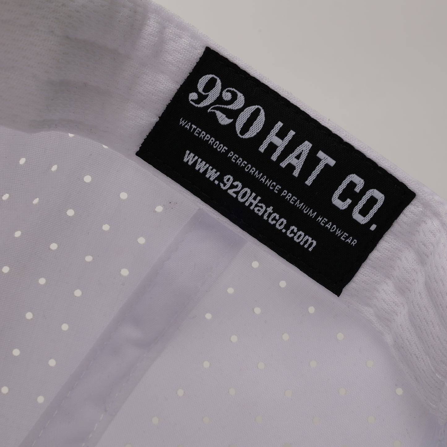 Blank 920 Performance Hat White